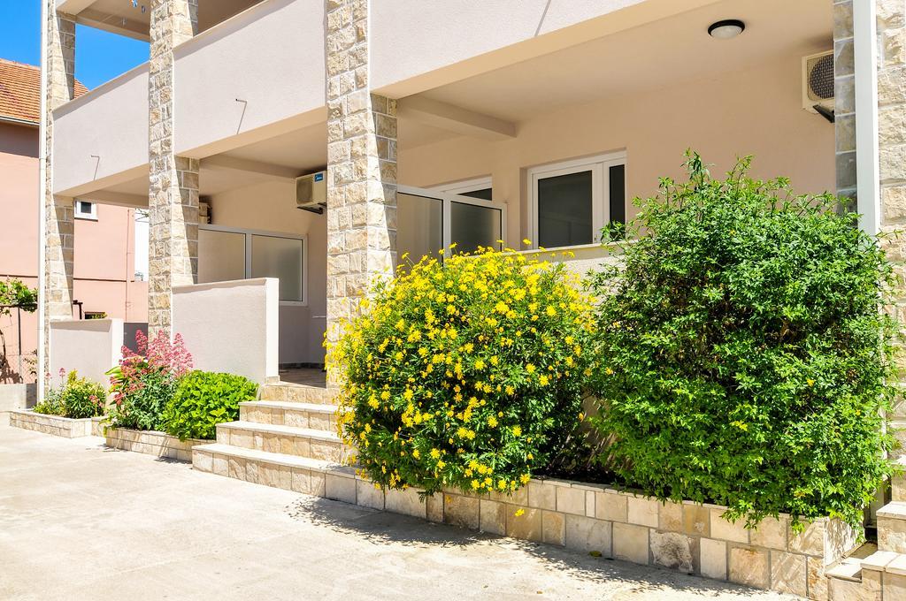 Apartments Samardzic Tivat Luaran gambar
