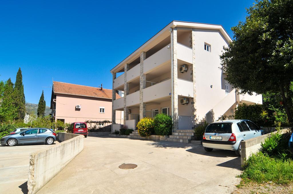 Apartments Samardzic Tivat Luaran gambar