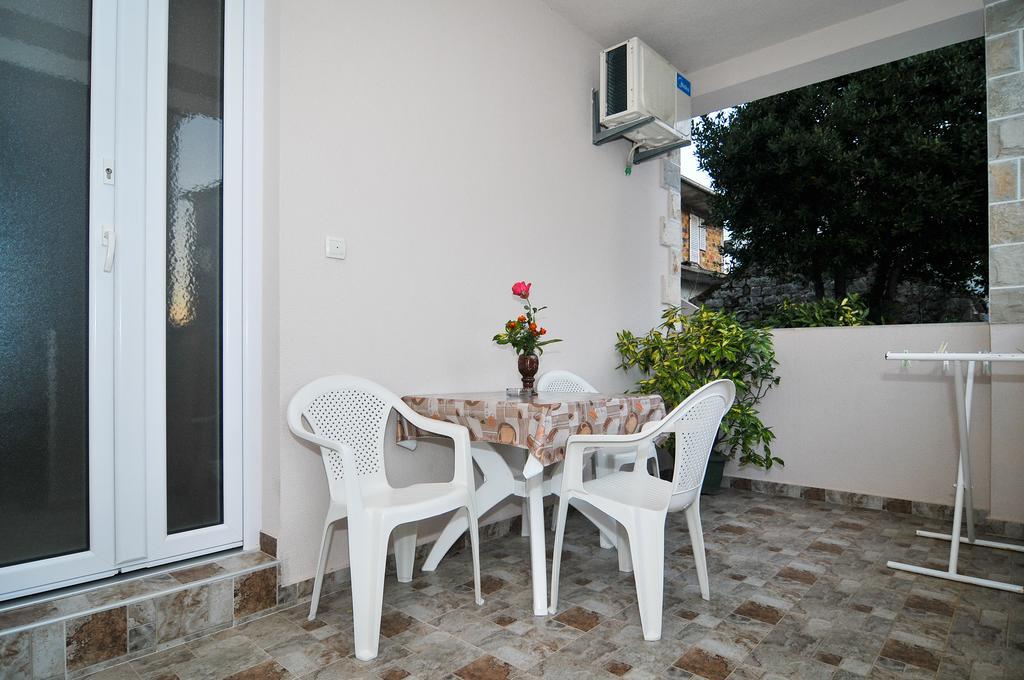 Apartments Samardzic Tivat Luaran gambar