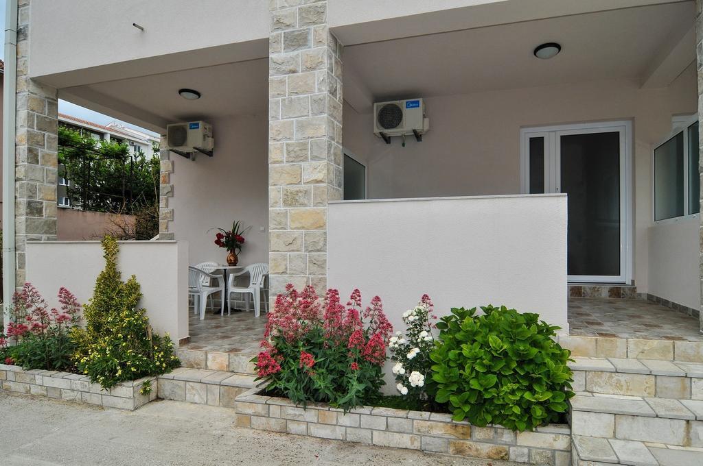 Apartments Samardzic Tivat Luaran gambar