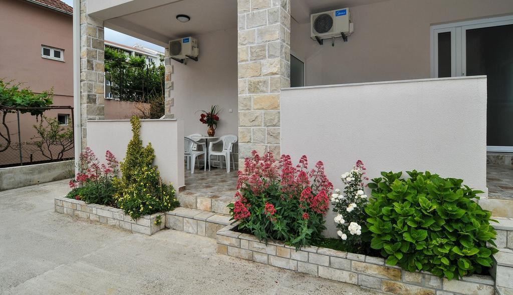 Apartments Samardzic Tivat Luaran gambar
